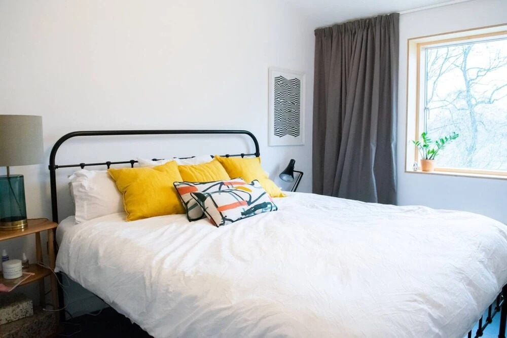 Stunning Canal Side 3 Bedroom House in East London