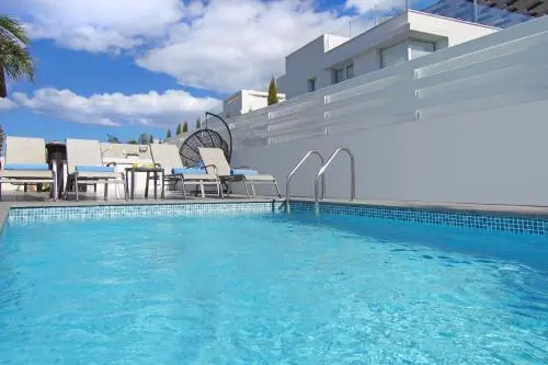 Holiday home 4 bedrooms 3 bathrooms - Paralimni