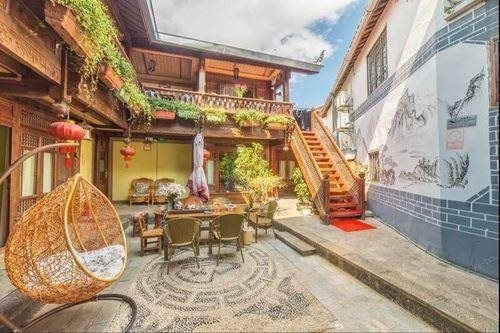 Floral Hotel·Yunjing Zhinan Hotel(Dayan Gucheng dashuiche store)