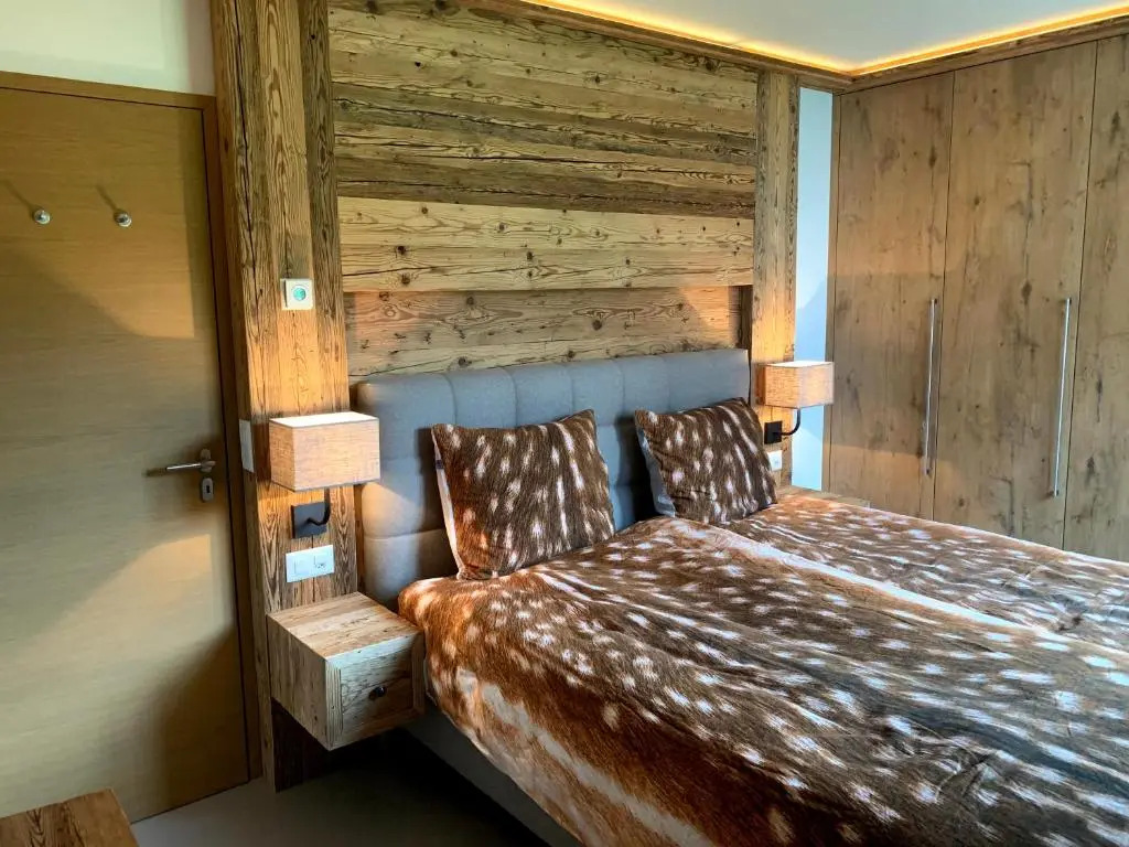 Ultra Luxurious 2-family Apartment on the Slopes in Arosa, CH