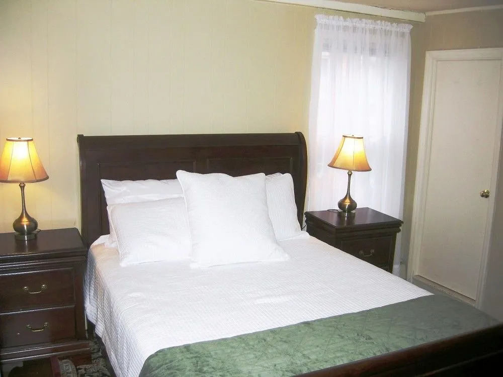 Nantucket White House Inn