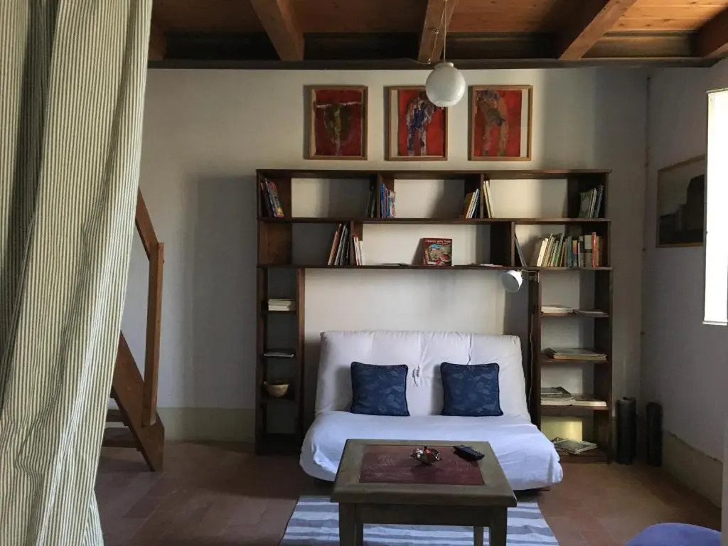 La Fratta Art - House