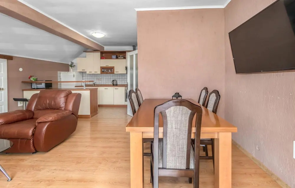Beautiful Apartment in Otocac With Wifi and 2 Bedrooms