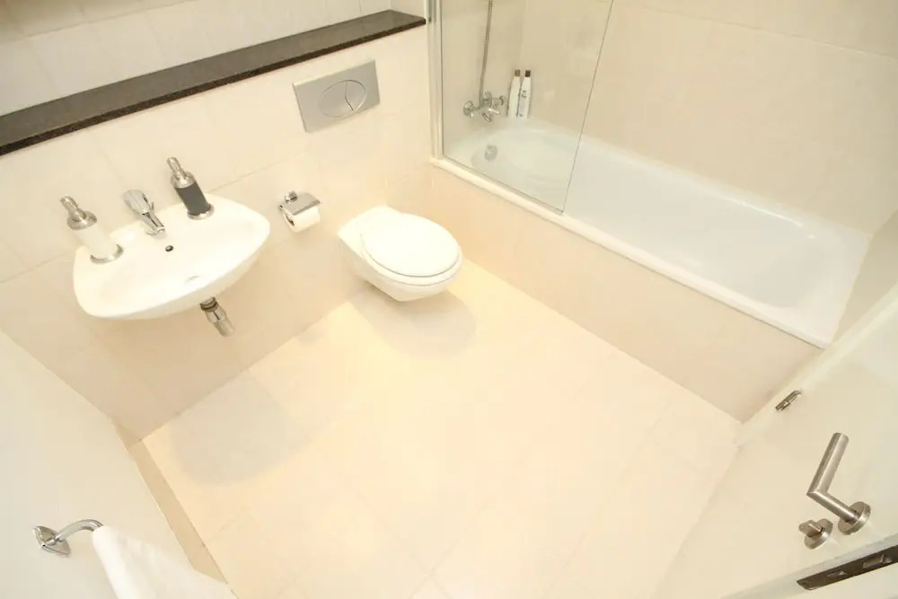 Grand Canal Quay Sleeps 8