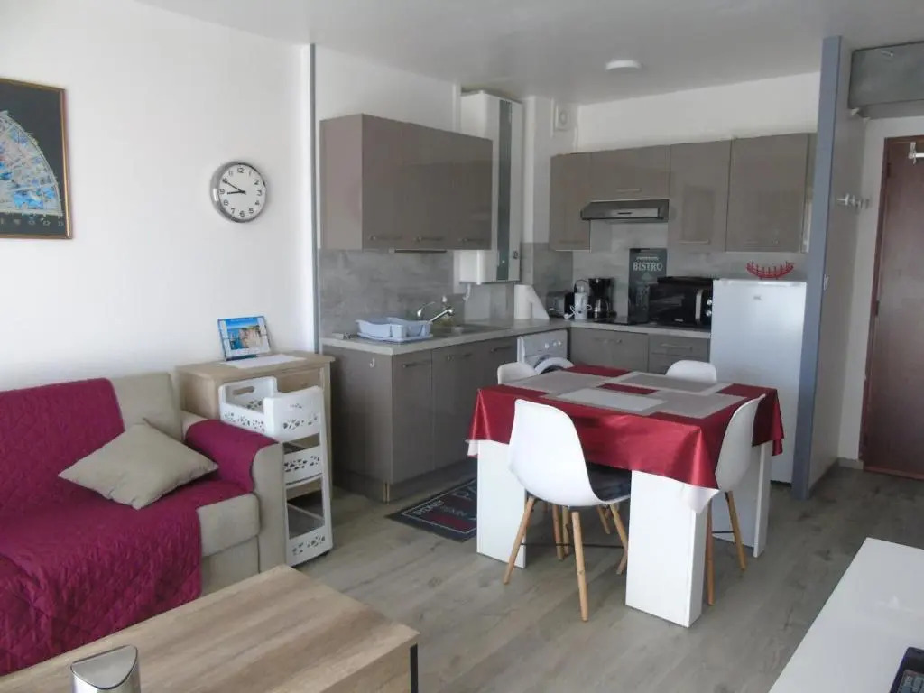 Appartement Saint-Jean-de-Monts, 2 pièces, 4 personnes - FR-1-83-142