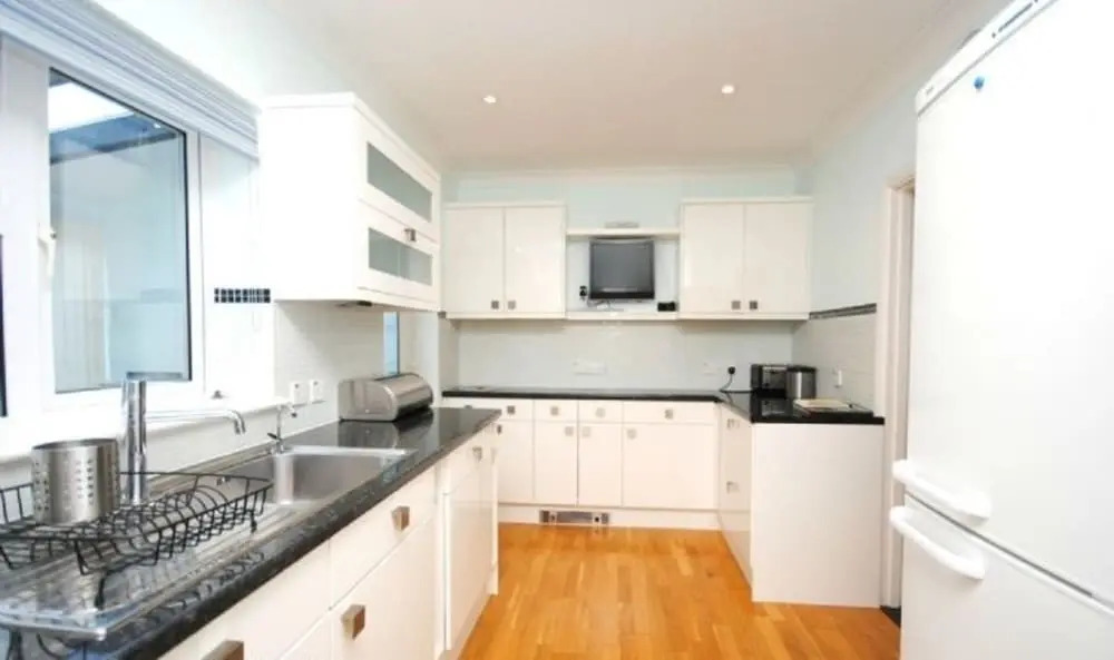 2 Walled Garden Cottages, West Wittering