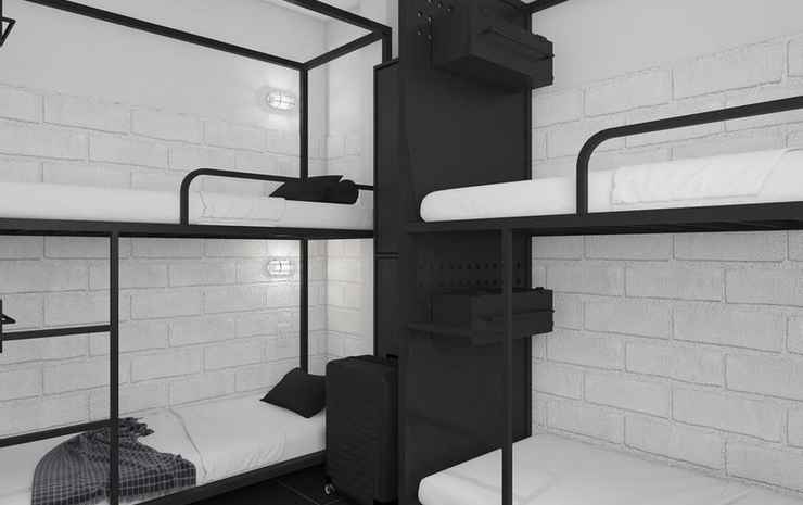 Pin Poshtel