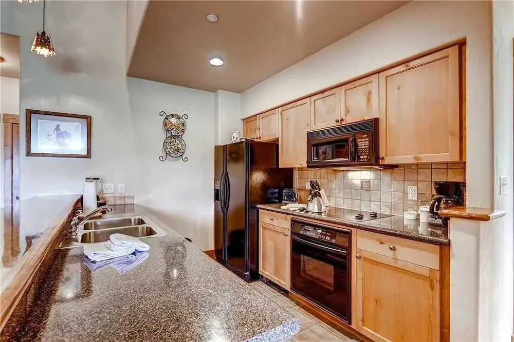 Tl2303 A Top Floor Beauty, Perfect Steamboat Getaway! Winter Specials