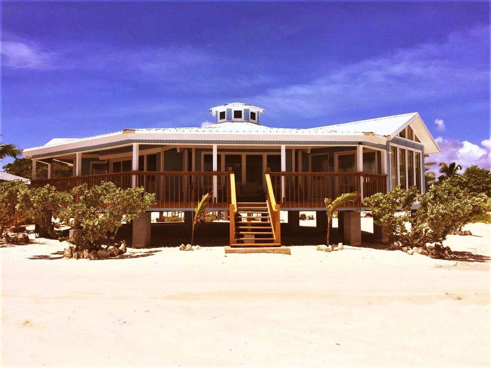 Paradise Beach Whole Property: 4 Beach Houses