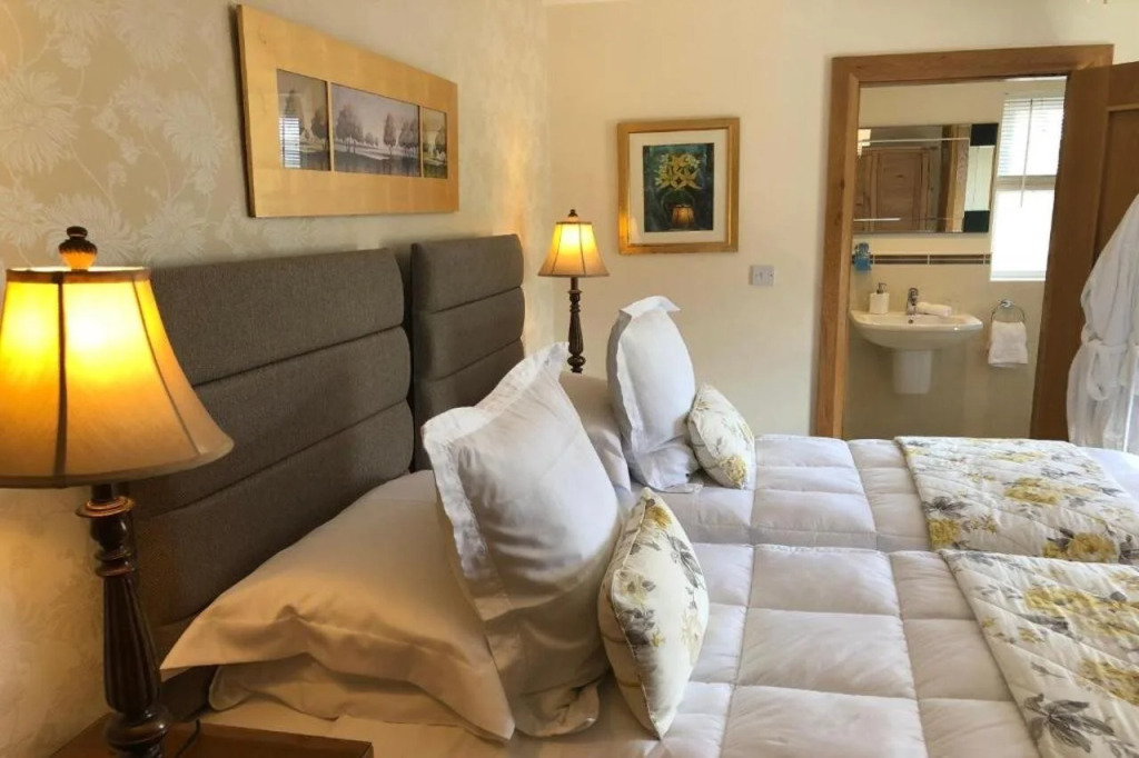 Crowfield Country House