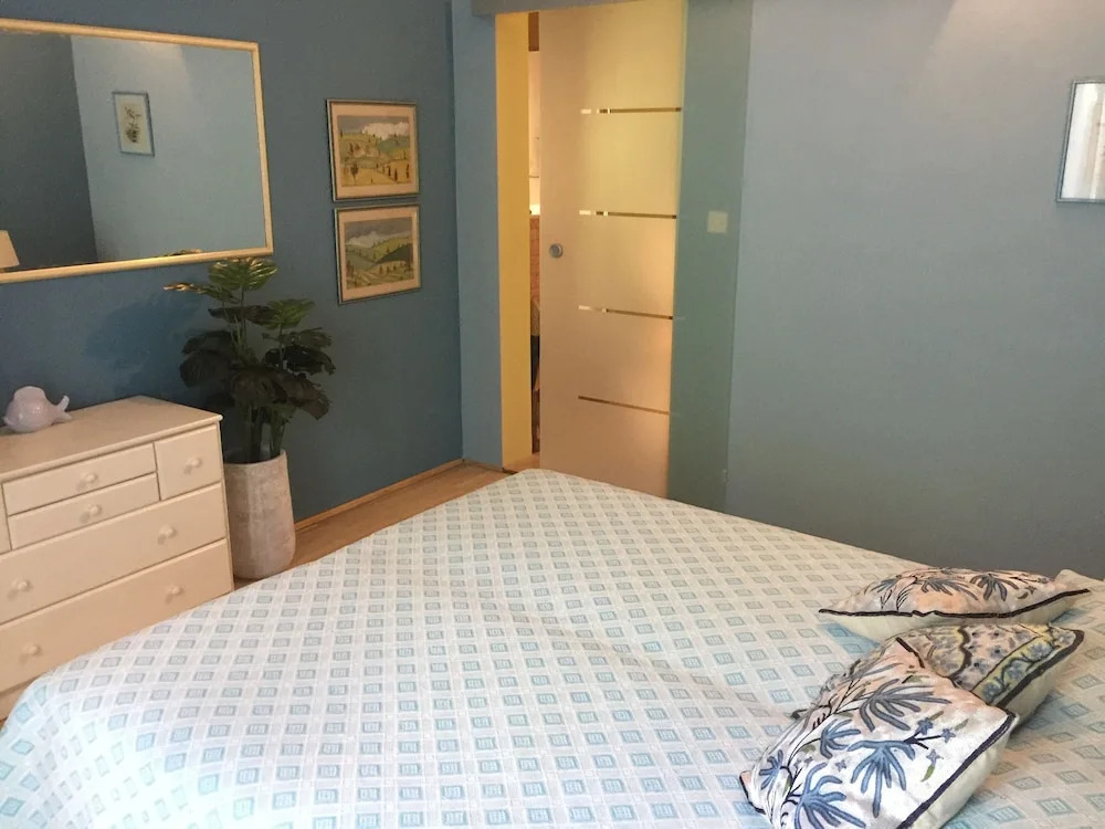 Comfortable Nena Apartment with Nice View
