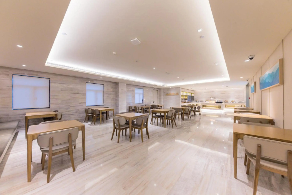 Ji Hotel Shanghai New International Expo Center