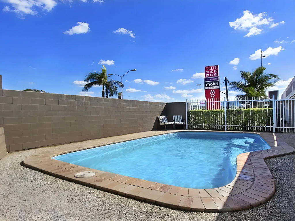 Nambour Lodge Motel
