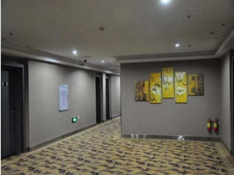 Youth Sunshine Hotel