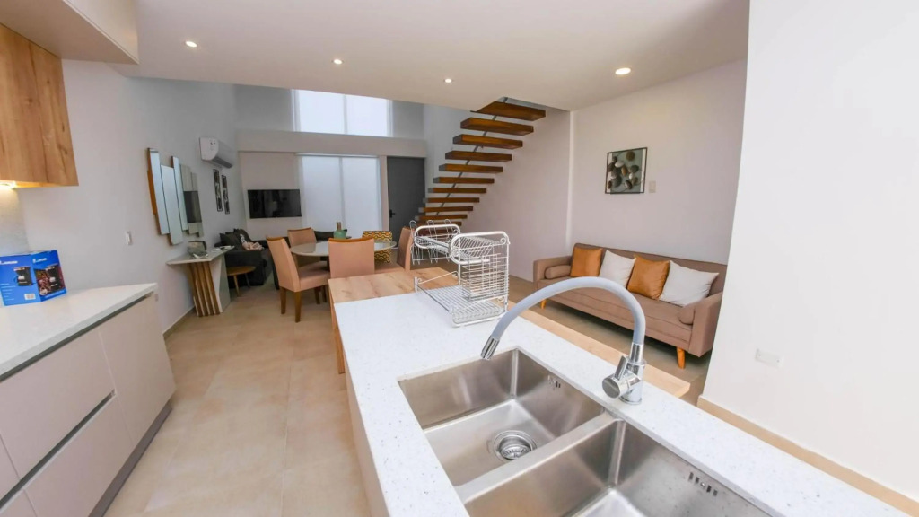 Beautiful LOFT in front of Wyndham Hotel