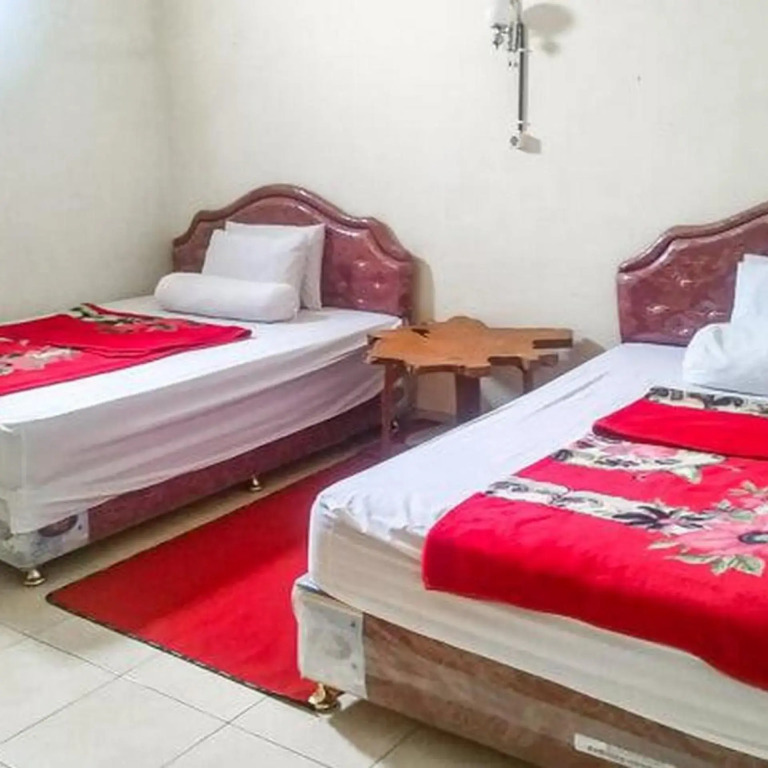 Villa Al Barokah Syariah Family Mitra RedDoorz near Sarangan Lake