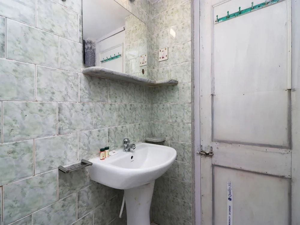 OYO 15579 Monurama Homestay