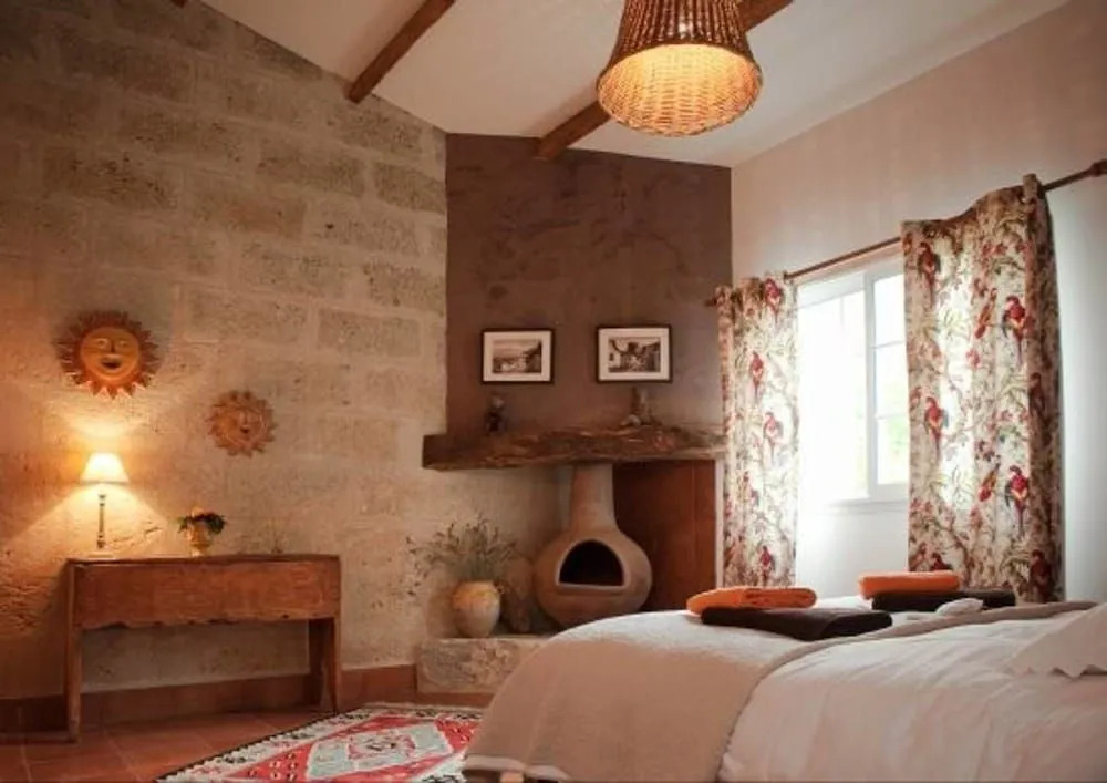Château Latour Segur Suites & Spa