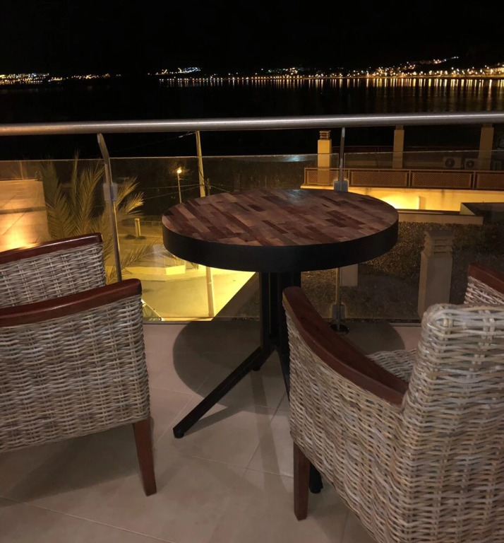 Penthouse 50m from sea, high spot for scuba deep sea diving in a natural park