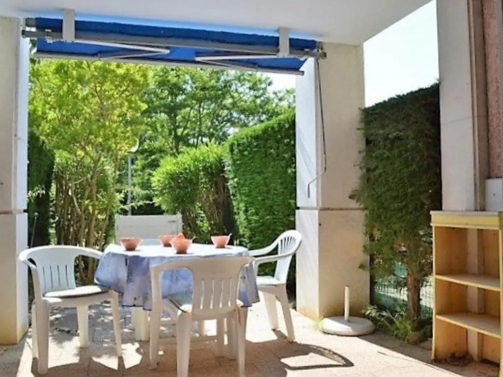 Appartement Le Lavandou, 1 pièce, 4 personnes - FR-1-251-375