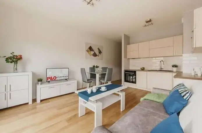 PandO Apartments Solec