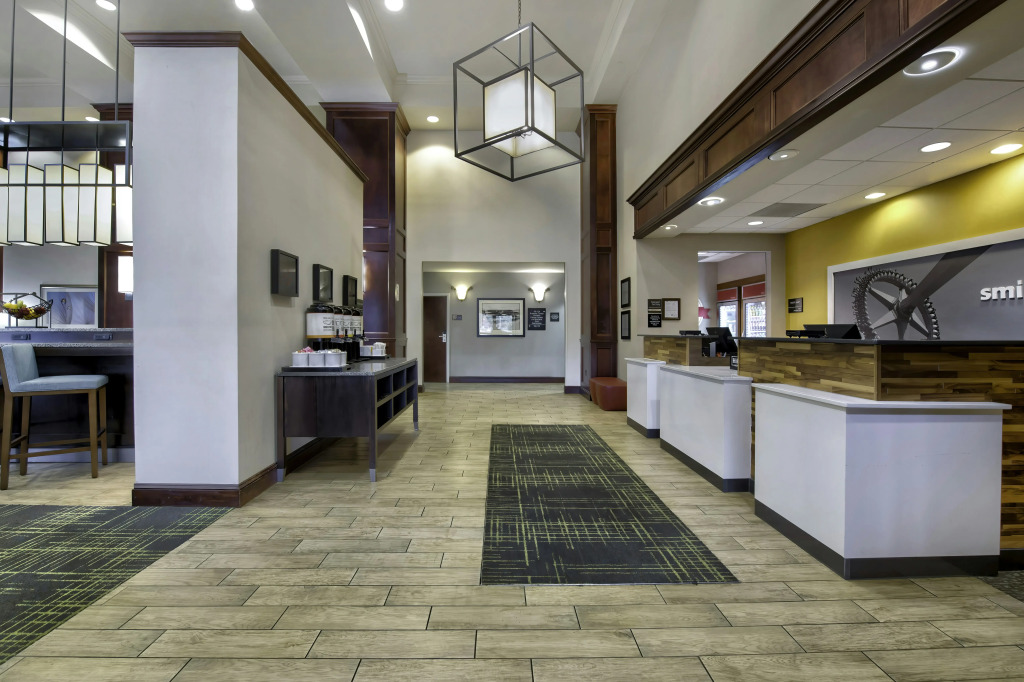 Hampton Inn & Suites Jackson