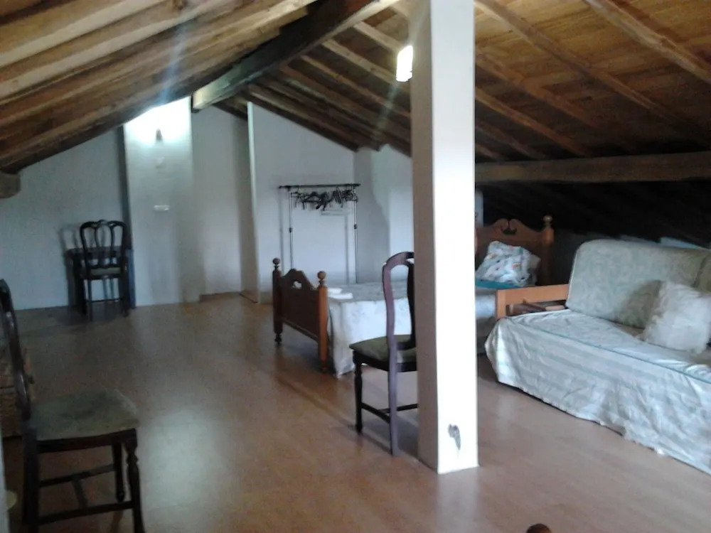 Historical 4 - Bedroom Villa in Alcobaca