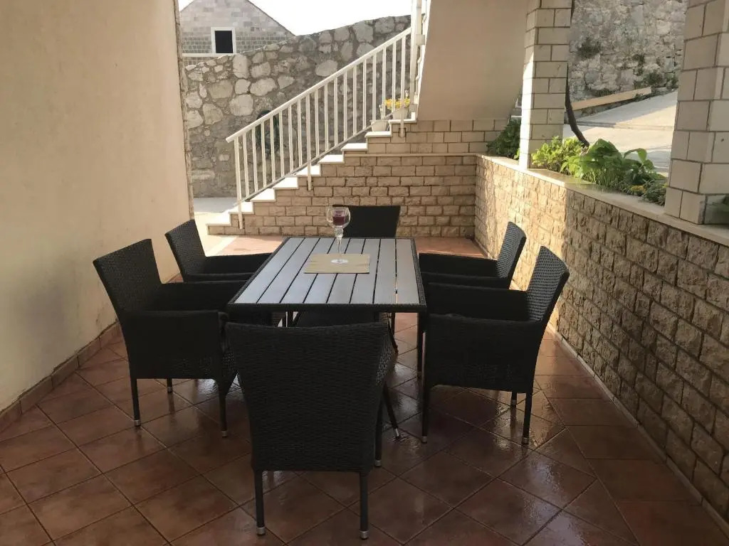 Apartment Srecko- Two Bedroom Apartment With Terrace and Sea View
