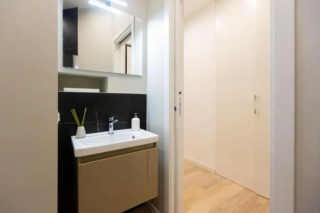 Apartment Bocconi 1