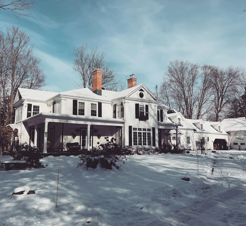 Lee Farm Inn