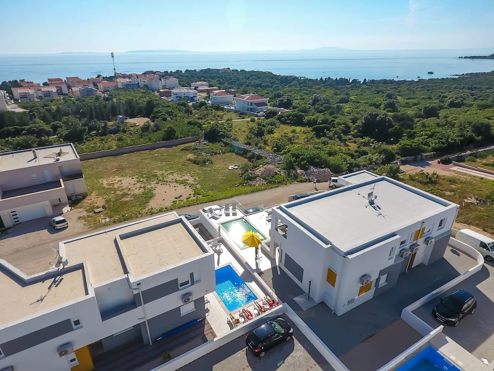 Pool Apartments Villa Dalia