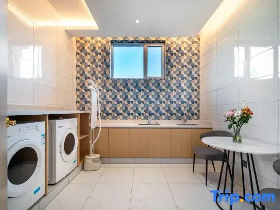 Magnotel Hotel (Taian Xintai Qingyun Shopping Center Jindou Road)