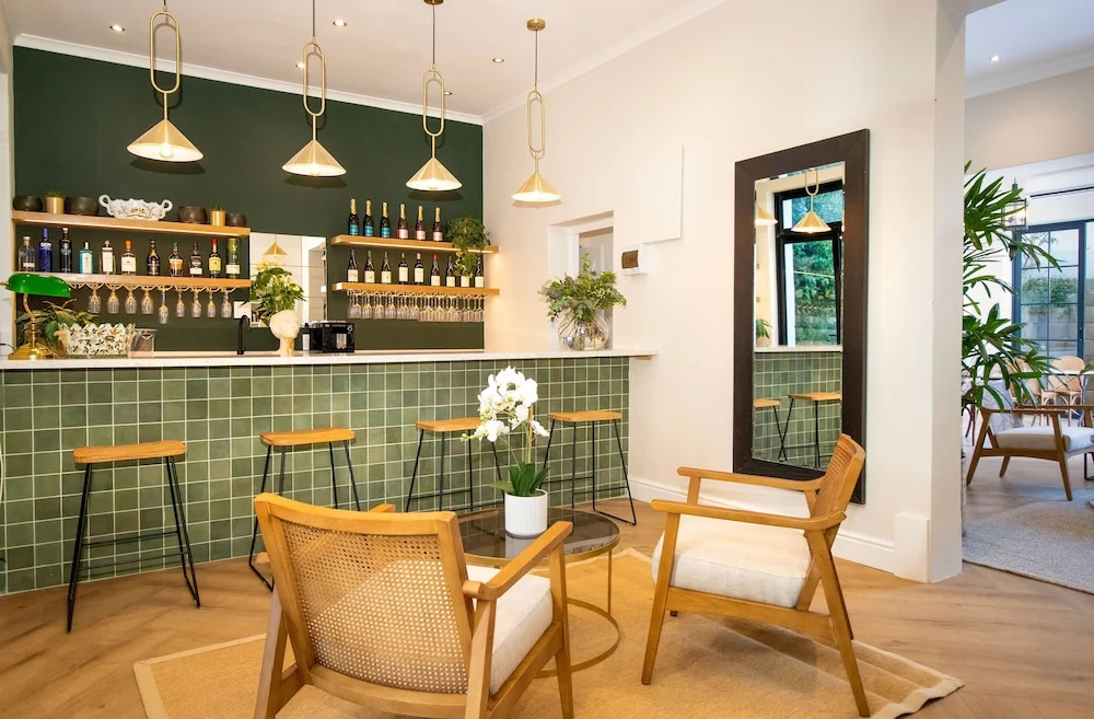 One Kensington Boutique Hotel