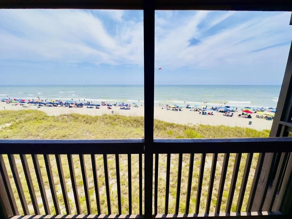 Tilghman Beach And Racquet Club 304 3 Bedroom Condo by RedAwning, North Myrtle Beach