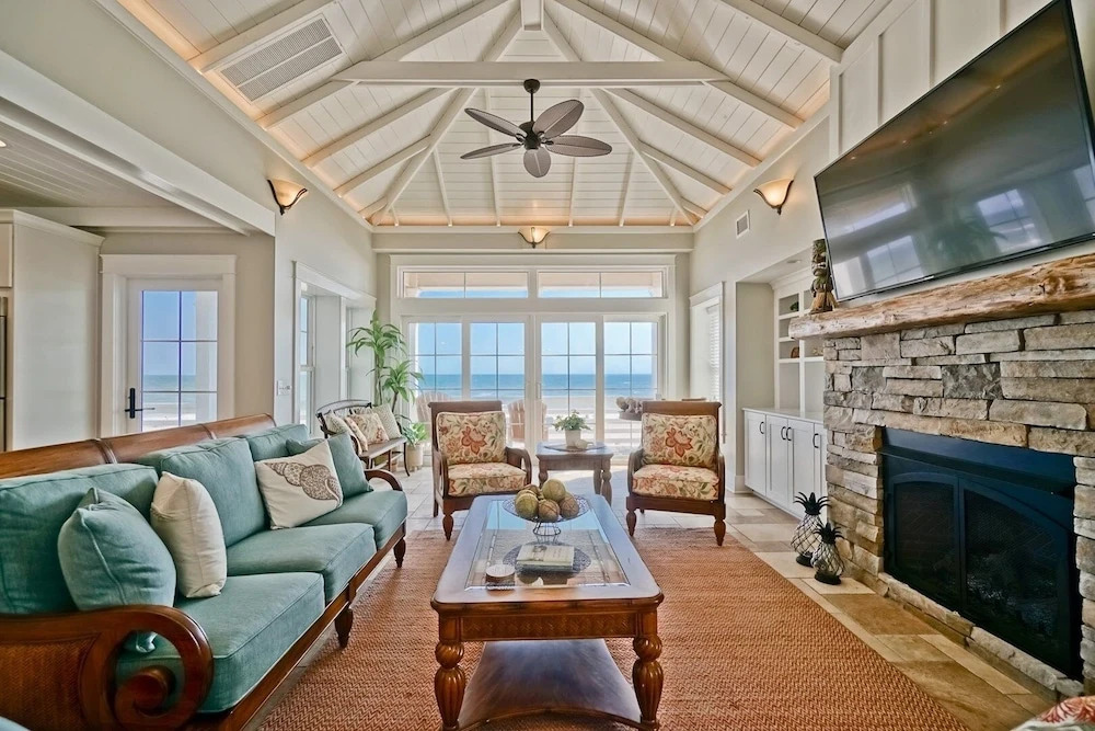 Cinnamon Sands 6 Bedroom Home by RedAwning