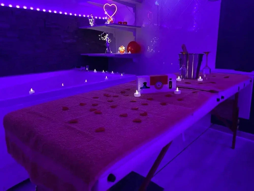 Loveroom Toulon