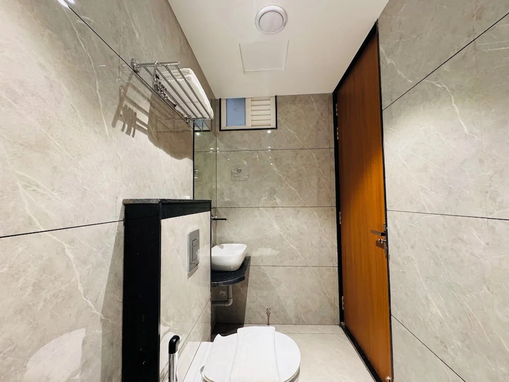 Hotel Satya Shree