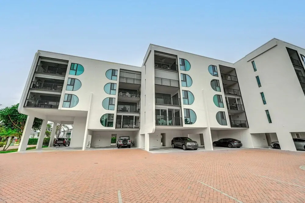 Beachy Marco Island Condo With Resort Amenities!