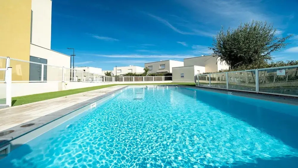 Villa in France Near Beach & Heated Pool