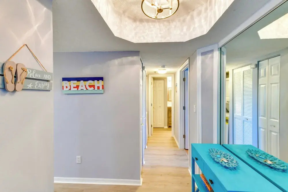 Walk to Beach: Home w/ Porch on Anna Maria Island!