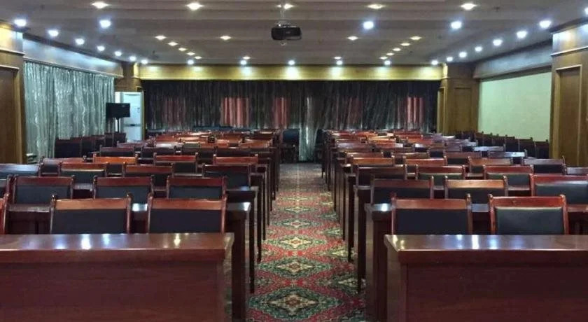 Nu'erlan Hotel
