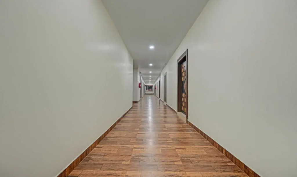 Hotel Paradise Premium Rasulgarh