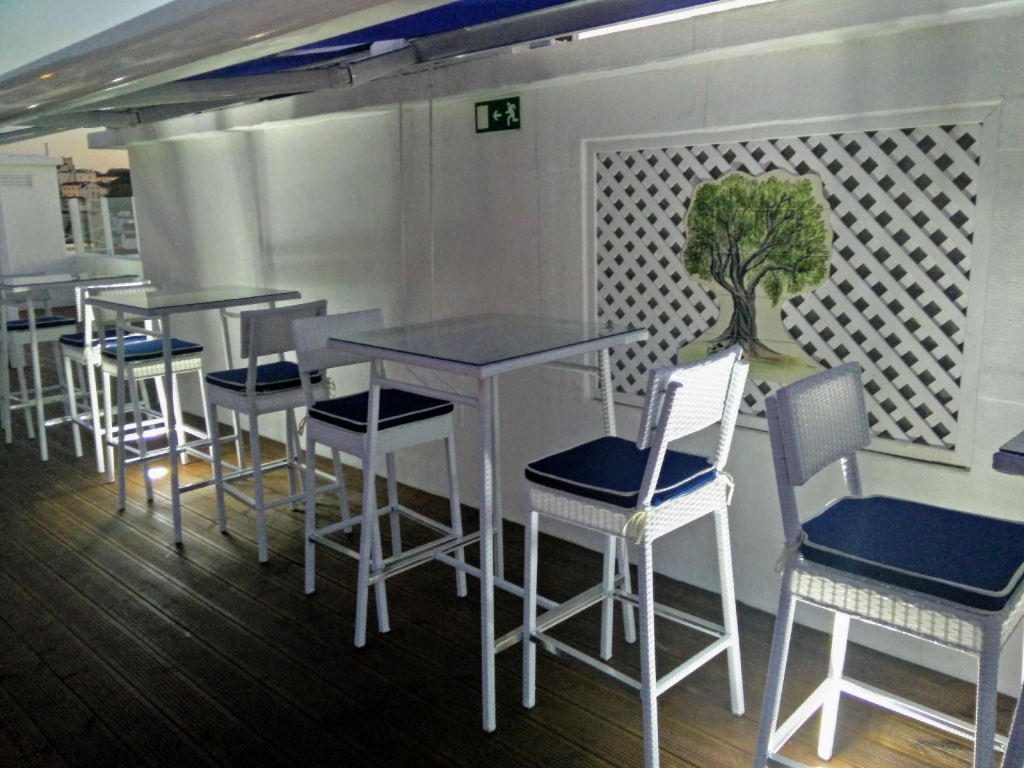 Lisbon Terrace Suites - Guest House