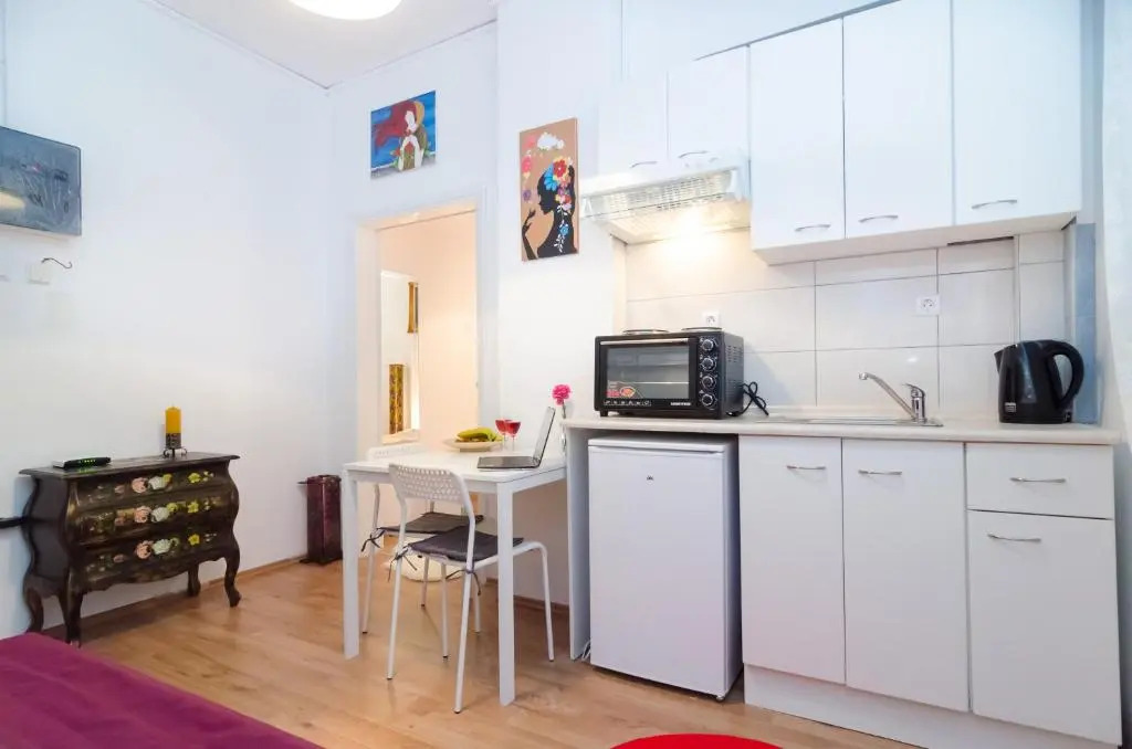 Aristotelous street small apartment