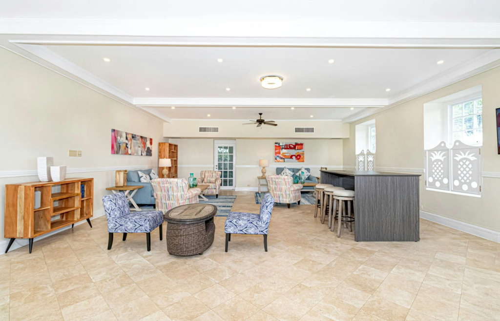 Savannah Beach Club Hotel
