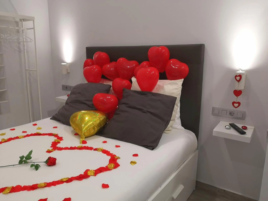 ERES EMÉRITA "Apartamentos & Suites"