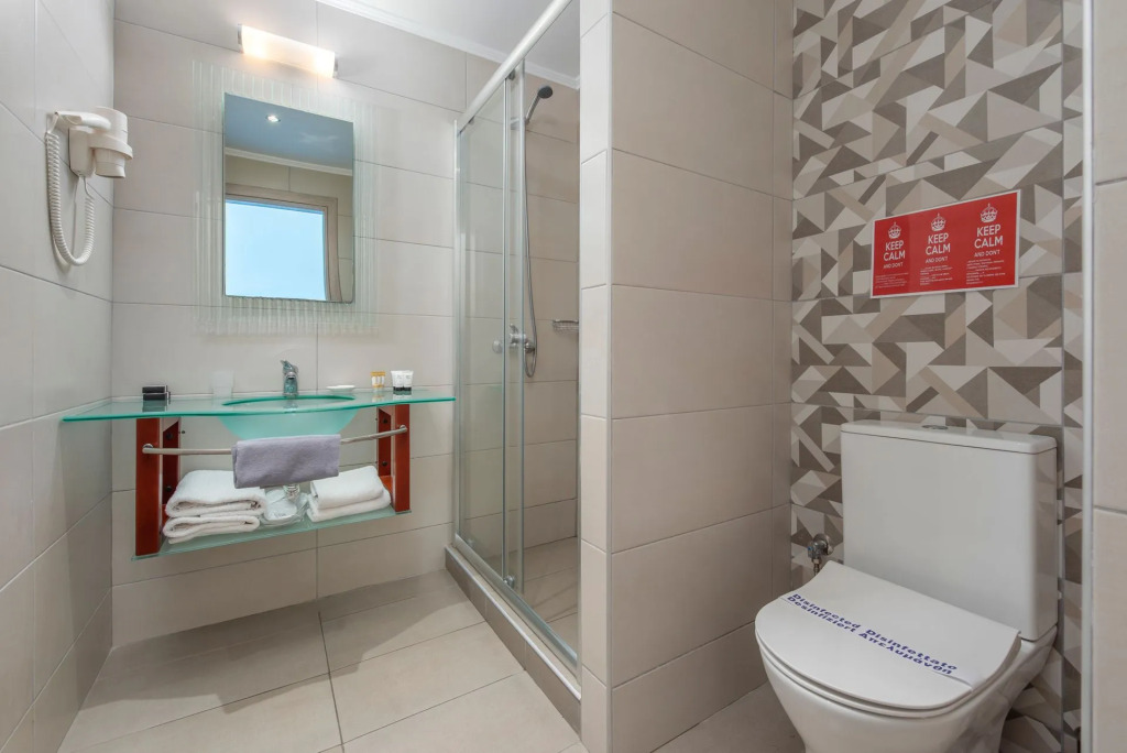 Tosca Beach Hotel