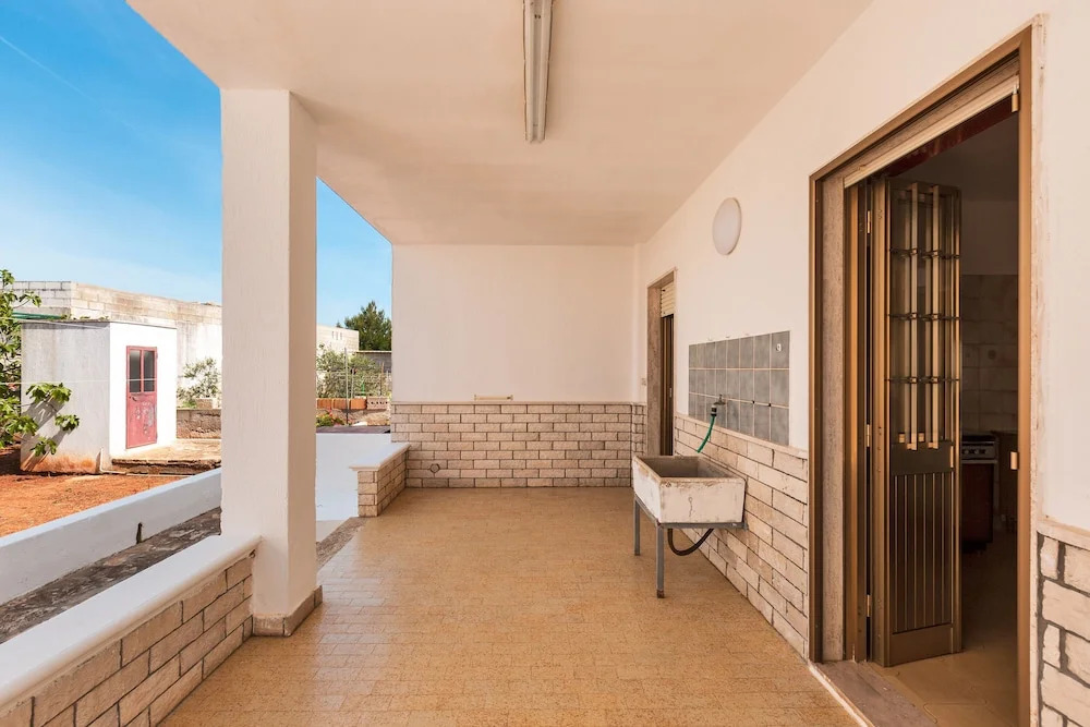 2330 Villetta Marilena by Barbarhouse