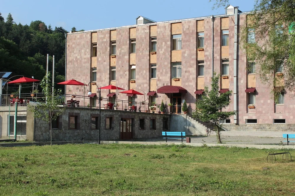 Diligence Hotel & restaurant