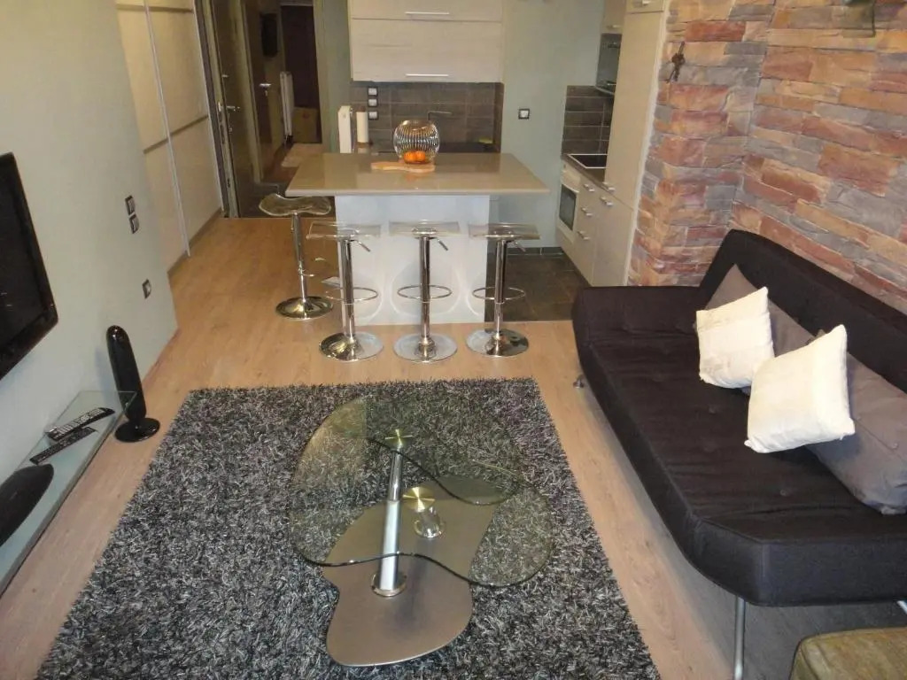SoHoAthine Apartment